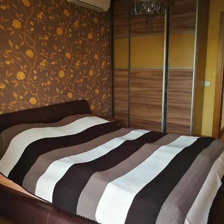 Apartamentai Lelija Apartment *